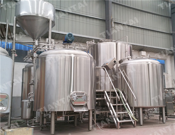 <b>25 HL used brewing equipment</b>